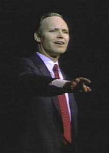 Anti-tobacco motivational speaker Patrick Reynolds is a well known tobacco educator. His anti-smoking university lecture programs have won rave reviews from faculty, students and the local community. He is also an excellent keynote speaker for anti-smoking tobacco control health conferences. 